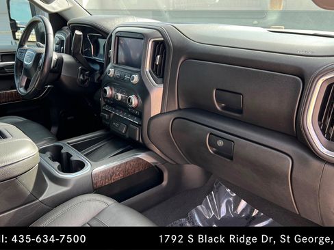 Used 2020 GMC Sierra 3500 Denali w/ Denali Ultimate Package image 23