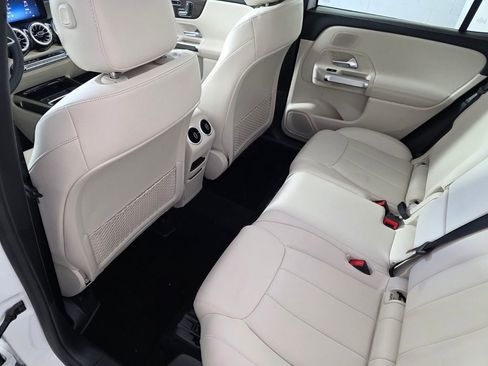 New 2026 Mercedes-Benz GLB 250 image 12