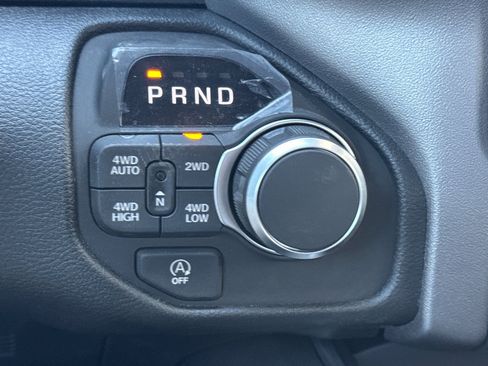 New 2026 RAM 1500 4x4 Crew Cab image 19