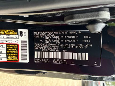New 2026 Toyota Sienna XLE FWD image 37