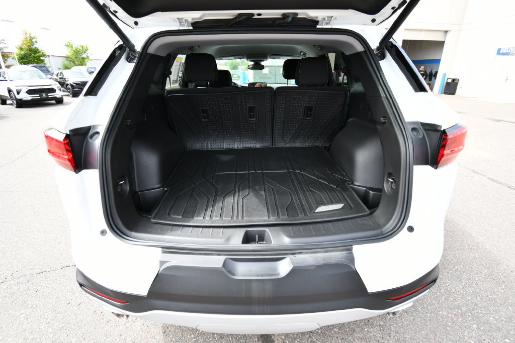Used 2023 Chevrolet Blazer LT w/ Convenience Package AWD/4WD image 7