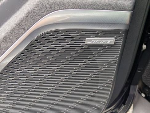 Certified 2025 Buick Enclave Preferred image 24