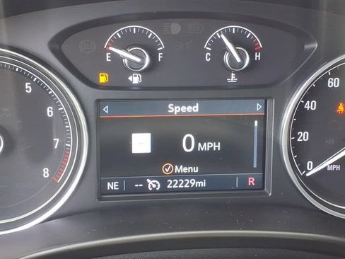 Used 2024 Buick Enclave Essence w/ Sport Touring Edition FWD image 36
