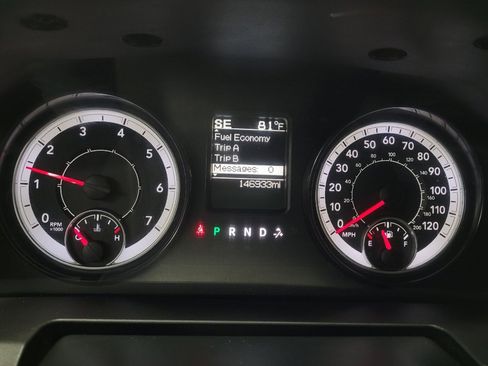 Used 2016 RAM 1500 Classic SLT RWD image 23