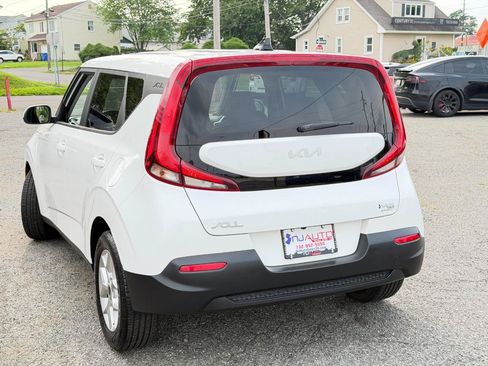 Used 2022 Kia Soul LX w/ Technology Package FWD image 79