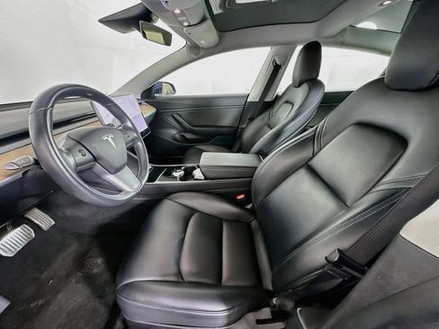 Used 2019 Tesla Model 3 Standard Range Plus RWD image 13