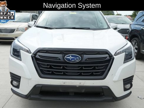 Used 2022 Subaru Forester Limited AWD/4WD image 2