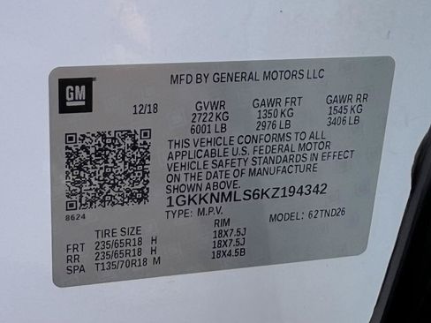 Used 2019 GMC Acadia SLT w/ LPO, Floor Liner Package FWD image 36