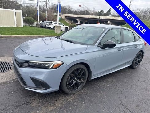 Used 2022 Honda Civic Sport image 3