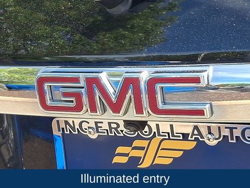 Used 2018 GMC Acadia Denali w/ Technology Package AWD/4WD image 34