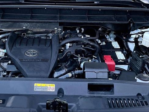 Used 2023 Toyota Highlander Limited AWD/4WD image 31