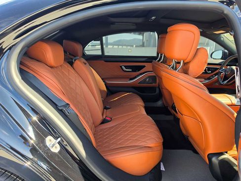 Used 2023 Mercedes-Benz S 500 4MATIC image 12