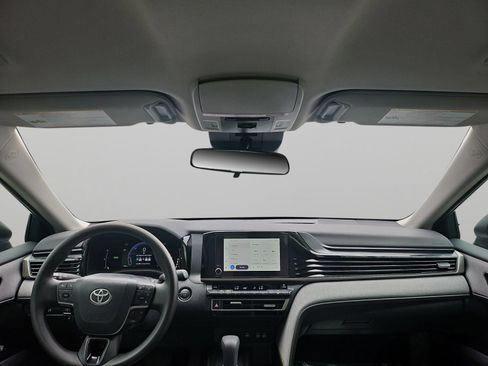 Used 2026 Toyota Camry LE FWD image 39