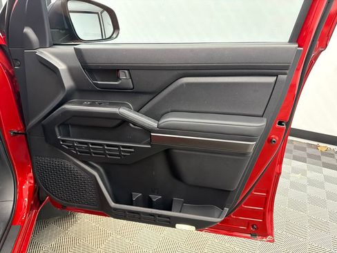 Used 2025 Toyota 4Runner SR5 image 15