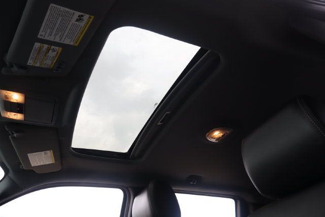 Used 2014 Ford F150 Lariat w/ Equipment Group 502A Luxury AWD/4WD image 20