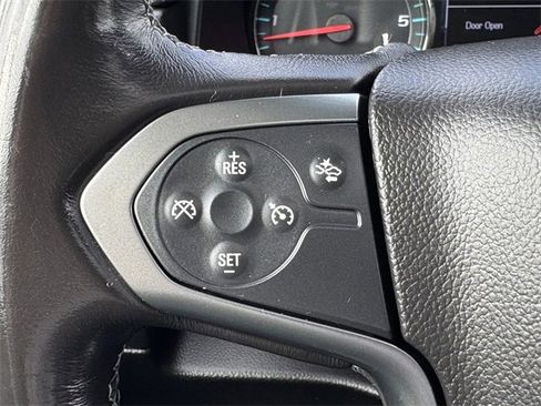 Certified 2018 Chevrolet Suburban LT image 21