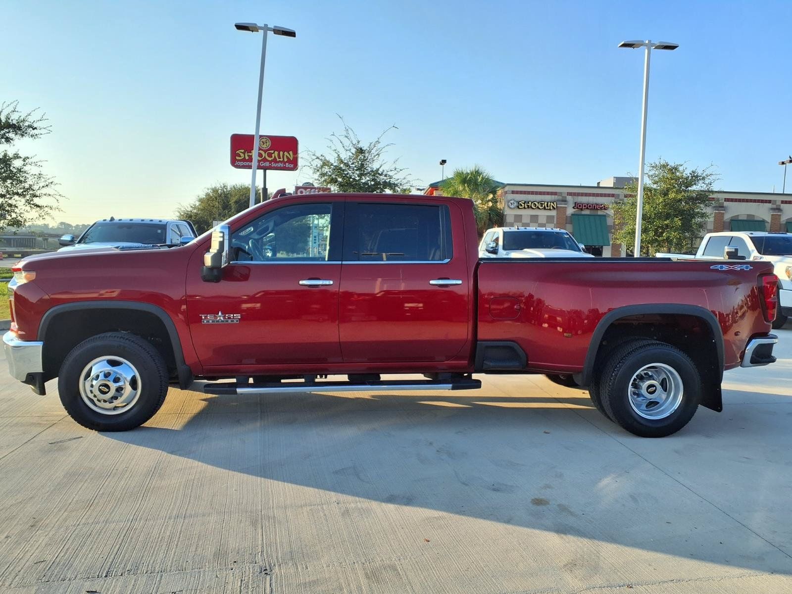 Used 2022 Chevrolet Silverado 3500 LTZ w/ LTZ Texas Edition AWD/4WD image 9