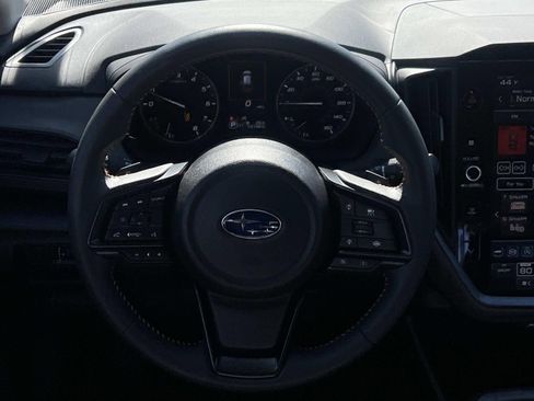 Certified 2024 Subaru Crosstrek 2.5i Limited w/ Crosstrek Mirror Package image 24