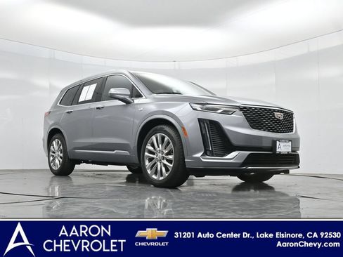 Used 2023 Cadillac XT6 Premium Luxury FWD image 2