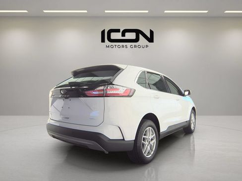 Used 2024 Ford Edge SEL w/ Convenience Package AWD/4WD image 3