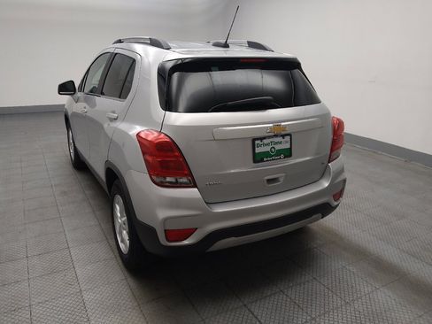 Used 2017 Chevrolet Trax LT FWD image 5