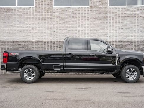 New 2026 Ford F350 Lariat w/ FX4 Off-Road Package image 4