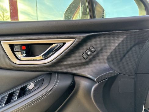 Used 2023 Subaru Forester Touring image 12