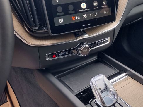 New 2026 Volvo XC60 B5 Plus w/ Climate Package image 13