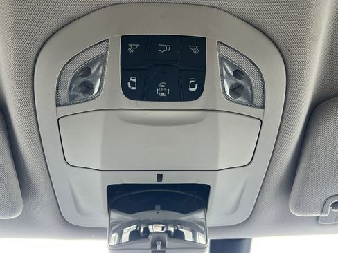 Used 2018 Chrysler Pacifica Touring Plus w/ Tire & Wheel Group image 18