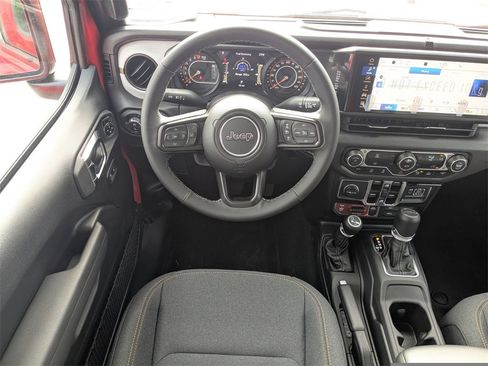 New 2025 Jeep Gladiator Willys image 16