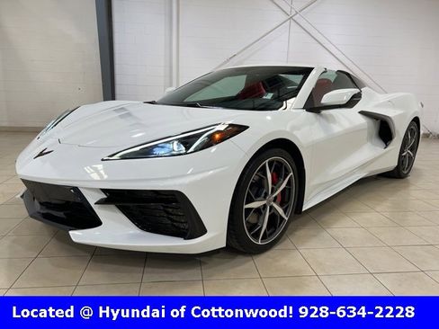 Used 2022 Chevrolet Corvette Stingray Convertible w/ 1LT image 1