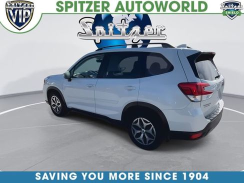 Certified 2021 Subaru Forester Premium AWD/4WD image 7