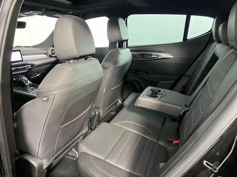 Used 2024 Alfa Romeo Tonale Veloce image 27