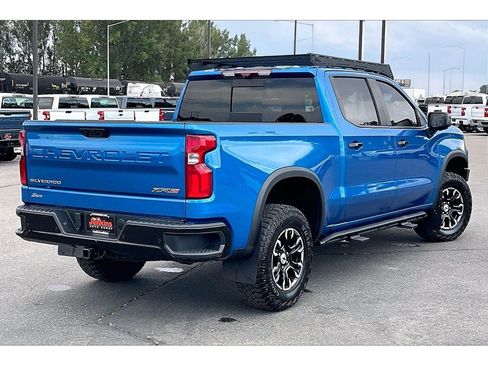 Used 2023 Chevrolet Silverado 1500 ZR2 w/ Technology Package AWD/4WD image 15
