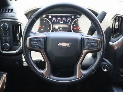Used 2022 Chevrolet Silverado 3500 High Country w/ Technology Package AWD/4WD image 25