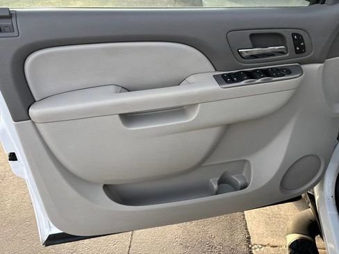 Used 2010 Chevrolet Tahoe LT w/ Luxury Package image 10