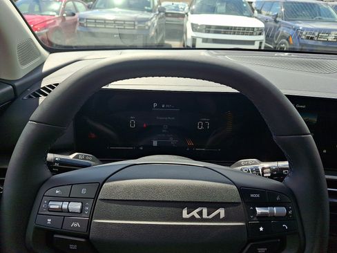 New 2026 Kia Sportage LX AWD/4WD image 13