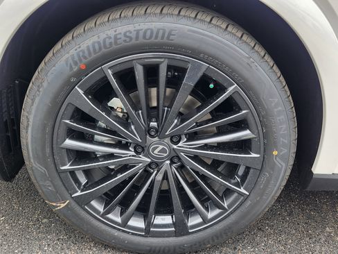 New 2026 Lexus RX 450h AWD image 23