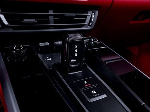 Used 2022 Porsche 911 Targa 4S w/ Premium Package image 45