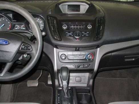 Used 2019 Ford Escape S image 13