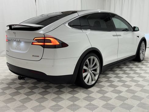 Used 2016 Tesla Model X P100D image 3