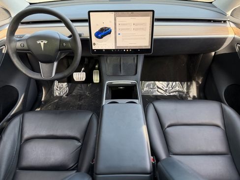 Used 2022 Tesla Model Y Performance image 39