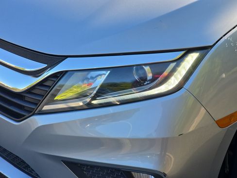 Used 2018 Honda Odyssey EX-L image 32
