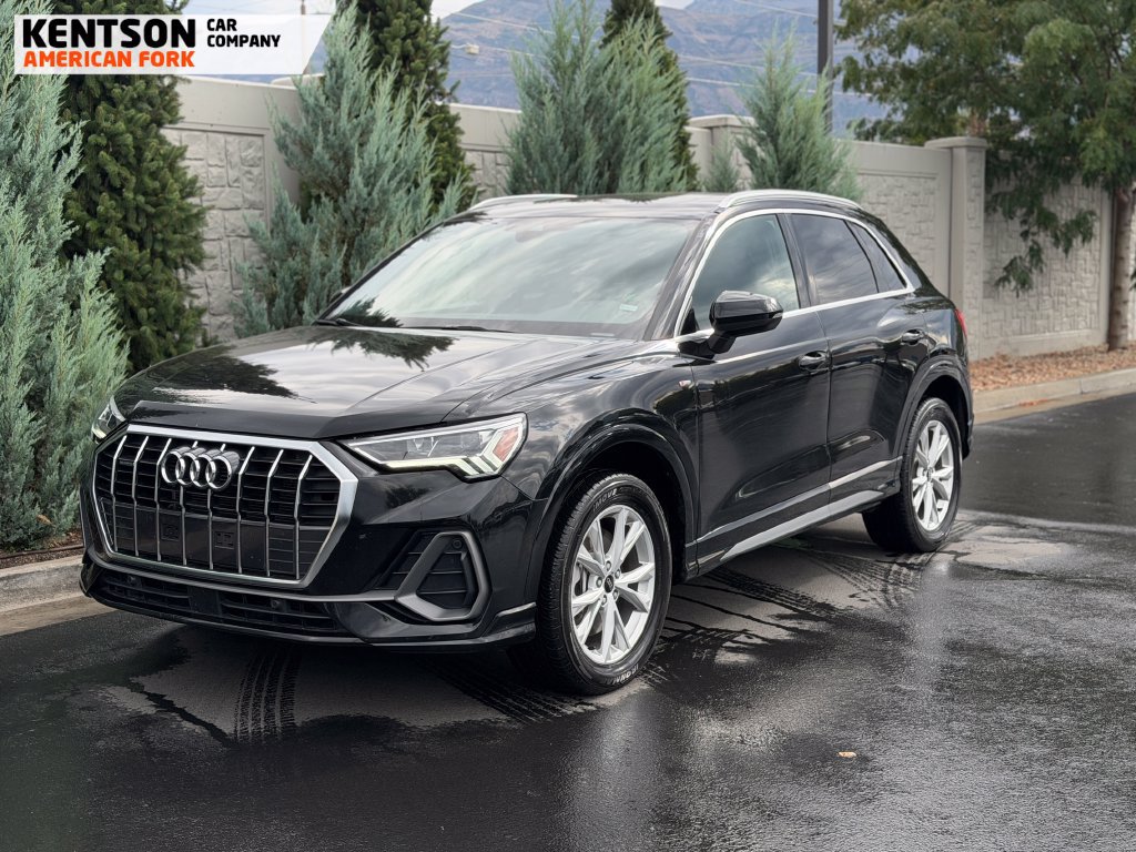 Used 2025 Audi Q3 2.0T Premium AWD/4WD image 3
