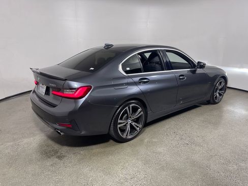 Used 2020 BMW 330i Sedan w/ Convenience Package image 3