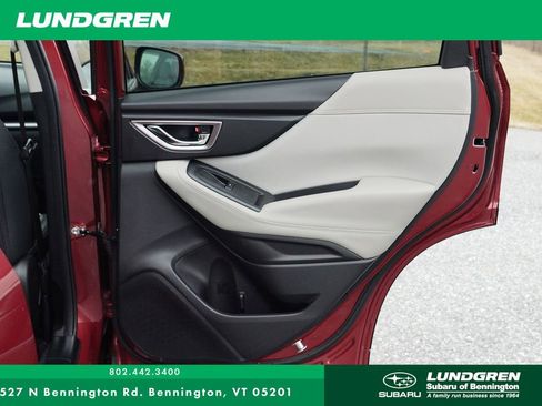 Used 2023 Subaru Forester Premium image 29