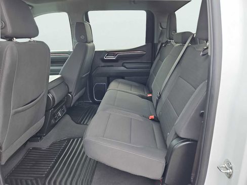Used 2025 Chevrolet Silverado 1500 LT AWD/4WD image 32