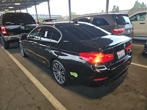 Used 2019 BMW 530e w/ Convenience Package image 3