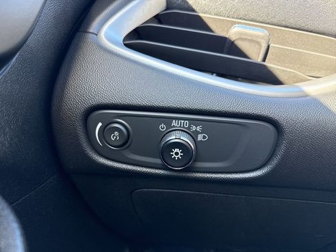 Used 2024 Chevrolet Malibu LT image 23