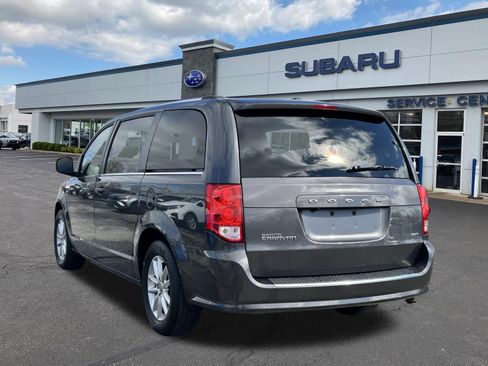 Used 2018 Dodge Grand Caravan SXT image 5